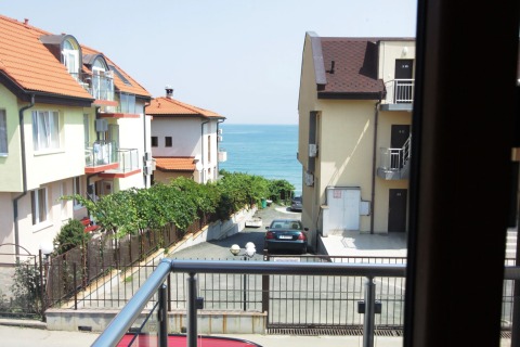 Guest house, first line to Bamboo Beach Sozopol