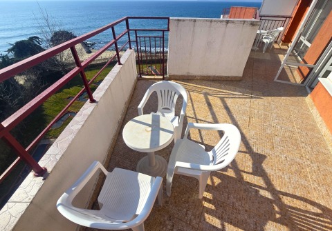Spacious two-bedroom apartment with panoramic sea views in Privilege Fort Beach complex