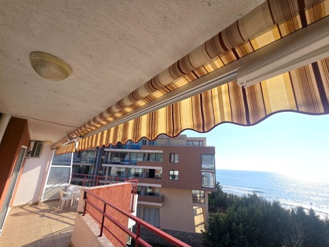 Spacious two-bedroom apartment with panoramic sea views in Privilege Fort Beach complex