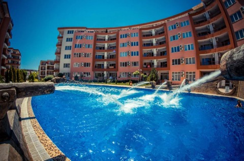 Spacious two-bedroom apartment with panoramic sea views in Privilege Fort Beach complex