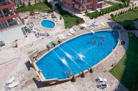 Spacious two-bedroom apartment with panoramic sea views in Privilege Fort Beach complex