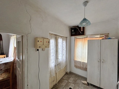 Partly renovated house for sale in Alexandria village