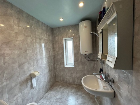 Partly renovated house for sale in Alexandria village