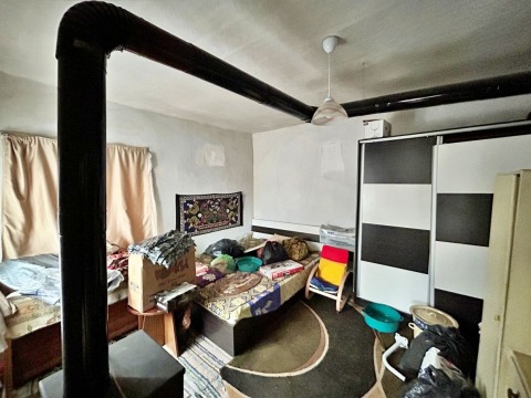 Partly renovated house for sale in Alexandria village