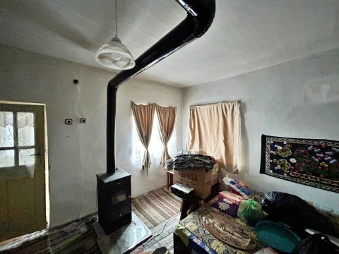 Partly renovated house for sale in Alexandria village