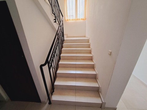 Building with 12 apartments for sale in Saint Vlas