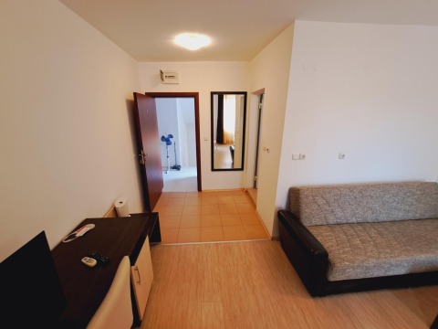 Building with 12 apartments for sale in Saint Vlas
