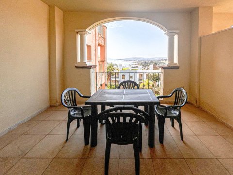 Апартамент двустаен 80 m², Манилва, Малага, Испания