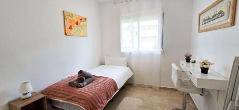 Апартамент тристаен 74 m², Манилва, Малага, Испания