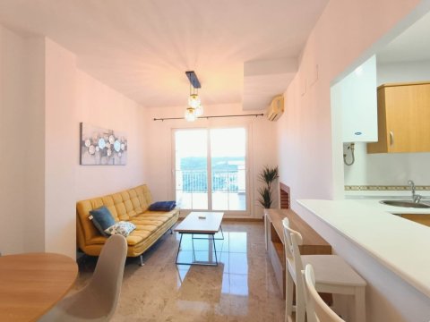Апартамент двустаен 83 m², Манилва, Малага, Испания