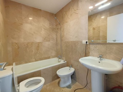 Апартамент двустаен 83 m², Манилва, Малага, Испания