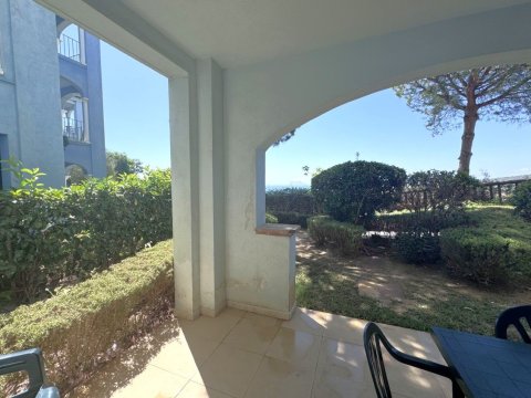 Апартамент тристаен 95 m², Манилва, Малага, Испания