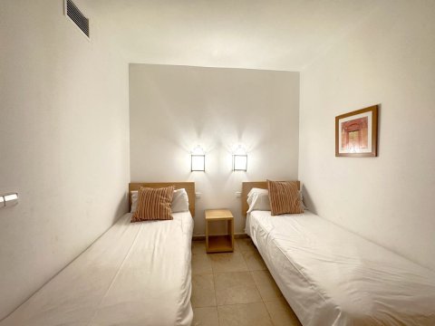 Апартамент тристаен 95 m², Манилва, Малага, Испания