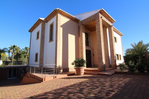 Луксозна вила с уникален дизайн и гледка към морето в Явеа, Аликанте Испания