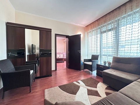 Three-room apartment in Babylon