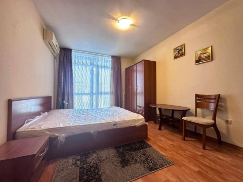 One-bedroom apartment in Elit 4