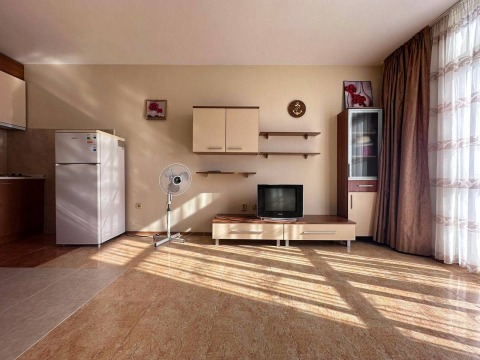 One-bedroom apartment in Elit 4