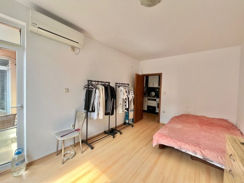 Two-bedroom apartment in Sunny Day 6