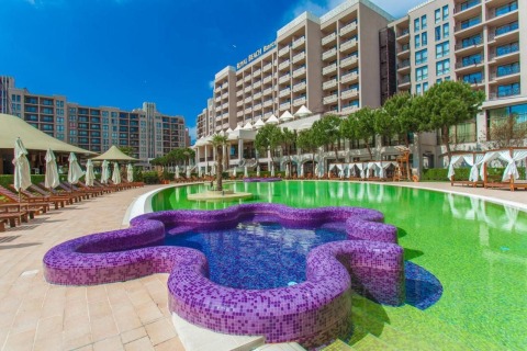 Stylish studio just 70 meters from the beach in a unique 5⭐ resort complex – Sunny Beach