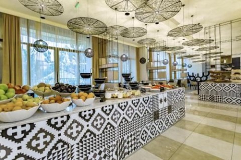 Stylish studio just 70 meters from the beach in a unique 5⭐ resort complex – Sunny Beach