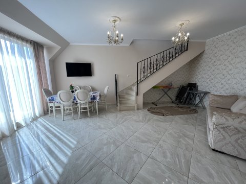 4 стаен мезонет в  комплекс с целогодишно работещ СПА и вътрешен басейнСПА