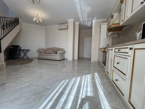 4 стаен мезонет в  комплекс с целогодишно работещ СПА и вътрешен басейнСПА