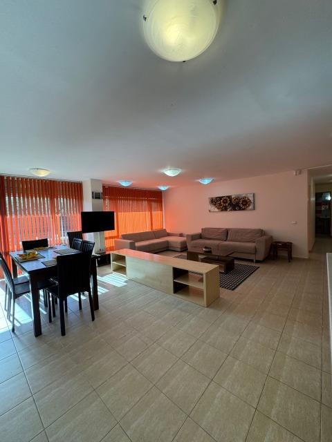 Flat 3 rooms 105 m², Nesebar, Sunny Beach, Bulgaria