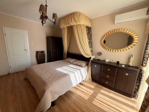 Three-room furnished apartment for year-round living with SPA and indoor pool