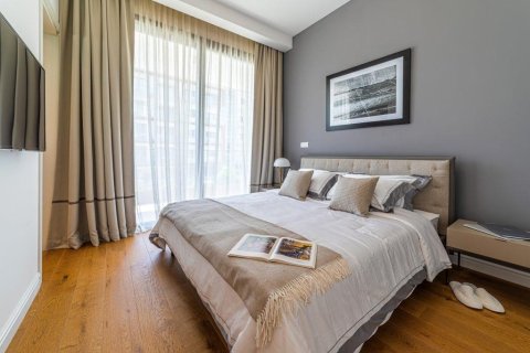 Investment three-bedroom apartment just 700 m from the sea in Limassol, sea view