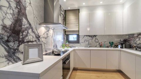 Investment three-bedroom apartment just 700 m from the sea in Limassol, sea view