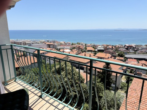 Flat 5 rooms 210 m², Nesebar, Sveti Vlas, Bulgaria
