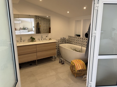 Flat 5 rooms 210 m², Nesebar, Sveti Vlas, Bulgaria