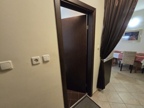 Апартамент тристаен 55 m², България