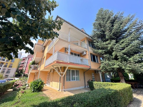 Flat 3 rooms 91 m², Nesebar, Sunny Beach, Bulgaria