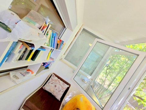 DISCOUNT!!! Two-bedroom apartment with two terraces and its own rose garden, 5 minutes from the beach in Sveti Vlas.