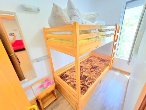 DISCOUNT!!! Two-bedroom apartment with two terraces and its own rose garden, 5 minutes from the beach in Sveti Vlas.