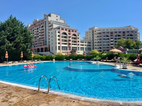 Spacious apartment in Sunny Beach!