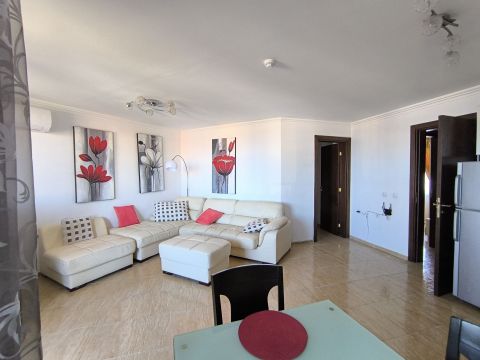 Flat 3 bedrooms + kitchen 117 m², Nesebar, Sveti Vlas, Bulgaria