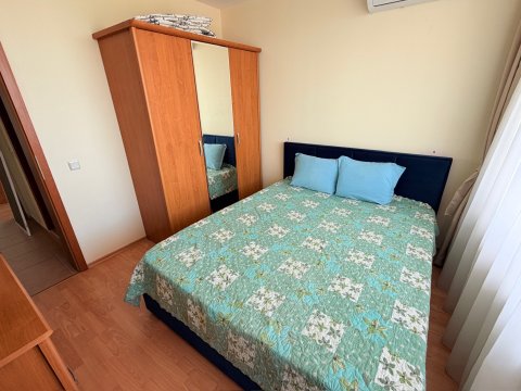 2-room apartment in Holiday Fort, Sunny Beach (pool and garden)