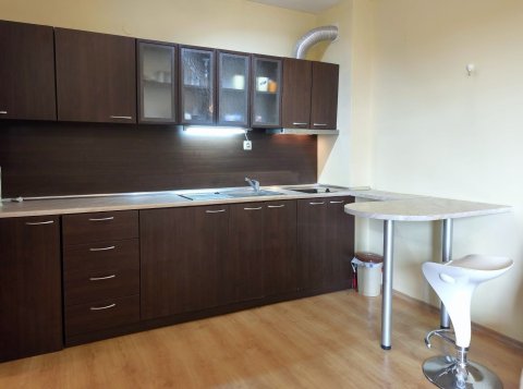One-bedroom apartment in Amadeus 5 complex with low fee