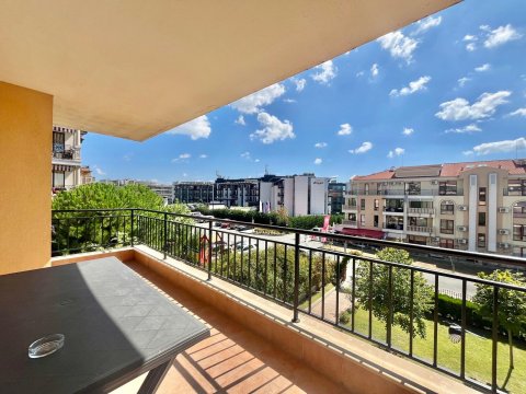 We offer a two-bedroom apartment in Sveti Vlas!