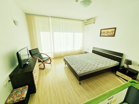 Flat 3 rooms 148 m², Byala, Byala, Bulgaria