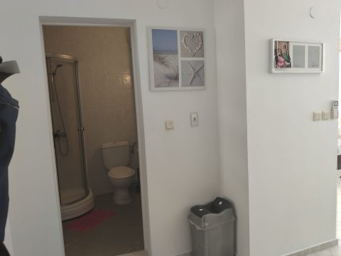 Двухкомнатная квартира в комплексе Сансет Кошарица — уют, спокойствие и удобство