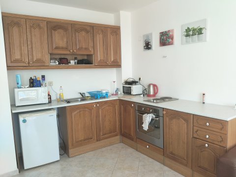 Двухкомнатная квартира в комплексе Сансет Кошарица — уют, спокойствие и удобство