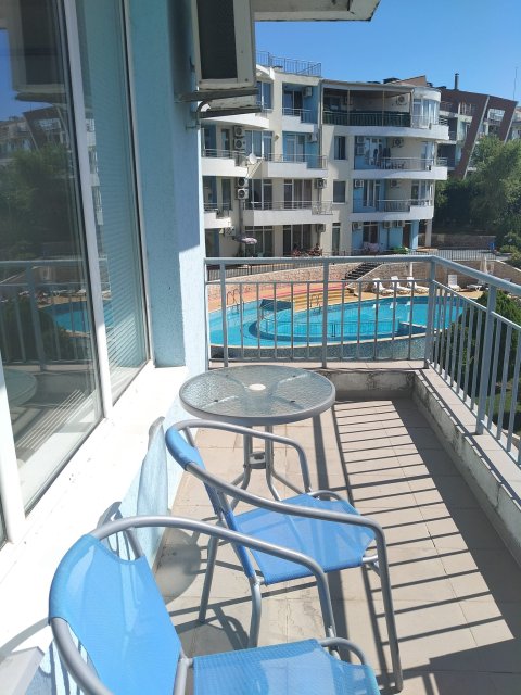 Двухкомнатная квартира в комплексе Сансет Кошарица — уют, спокойствие и удобство