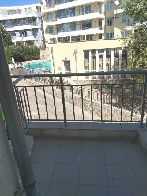 Двухкомнатная квартира в комплексе Сансет Кошарица — уют, спокойствие и удобство