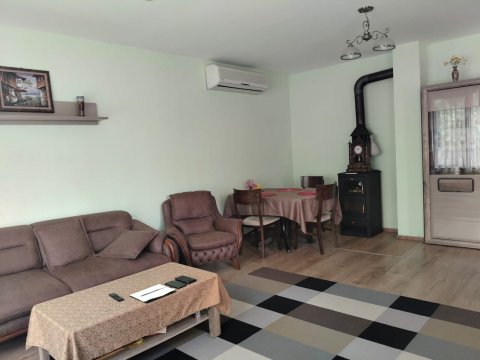 Къща 4 спални + кухня 268 m², с.Равда, България