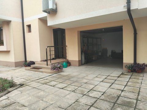 Къща 4 спални + кухня 268 m², с.Равда, България