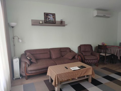 Къща 4 спални + кухня 268 m², с.Равда, България