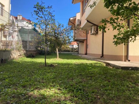 Къща 4 спални + кухня 268 m², с.Равда, България